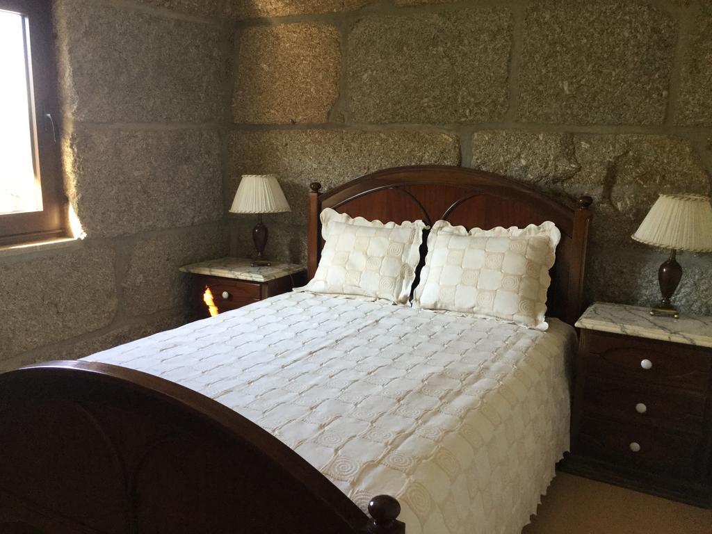 Affittacamere Bernardes House Castelo de Paiva Esterno foto