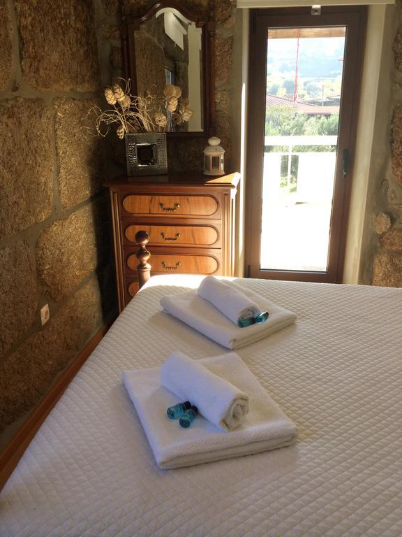 Affittacamere Bernardes House Castelo de Paiva Esterno foto
