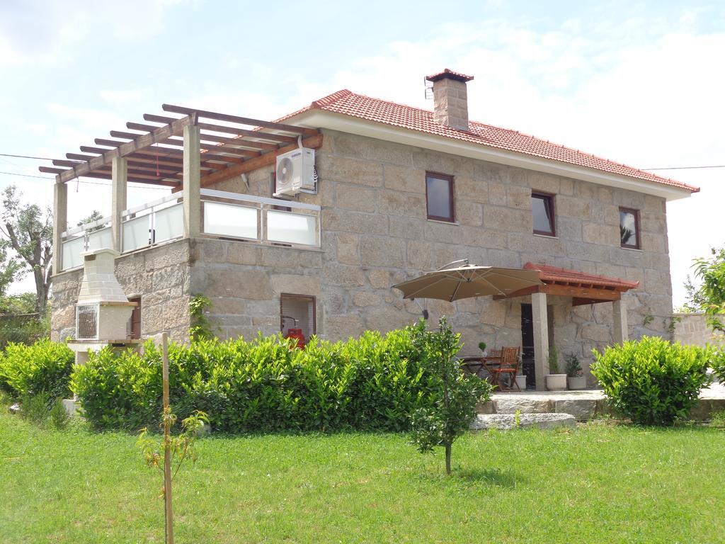 Affittacamere Bernardes House Castelo de Paiva Esterno foto