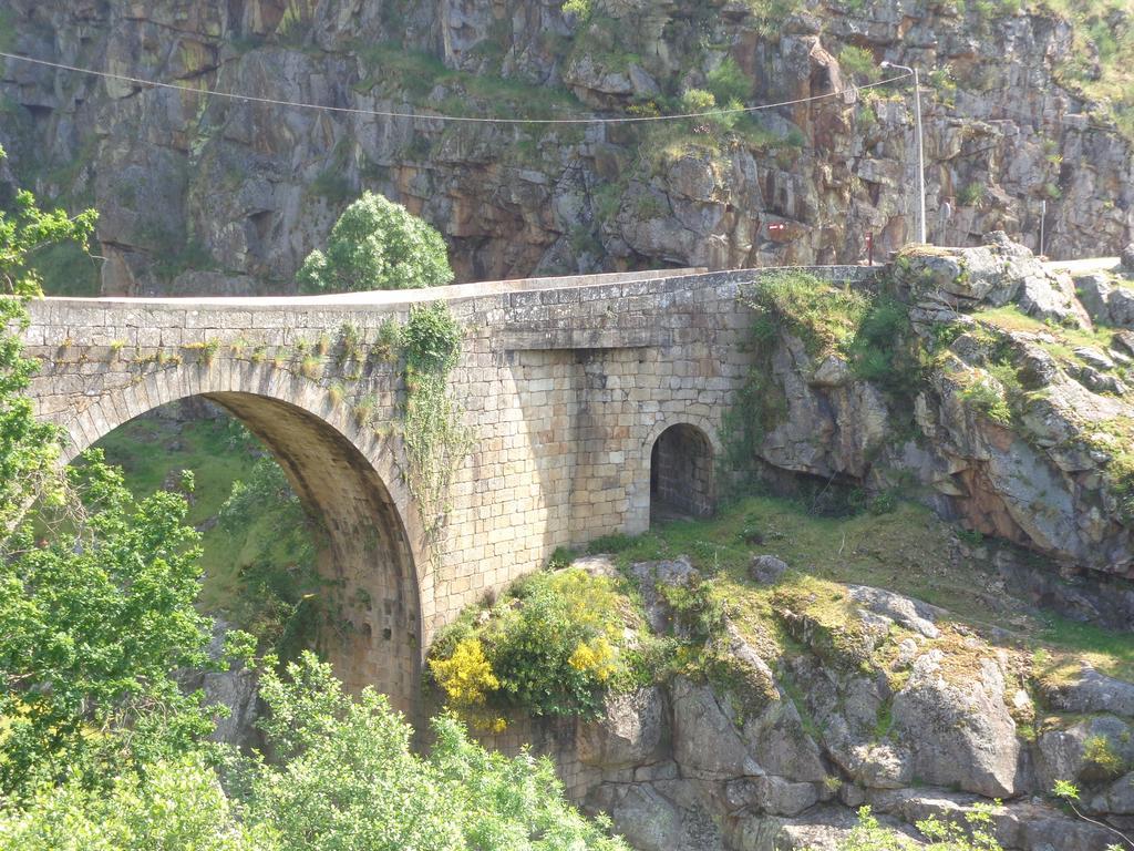 Affittacamere Bernardes House Castelo de Paiva Esterno foto
