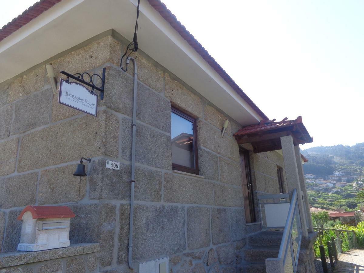 Affittacamere Bernardes House Castelo de Paiva Esterno foto