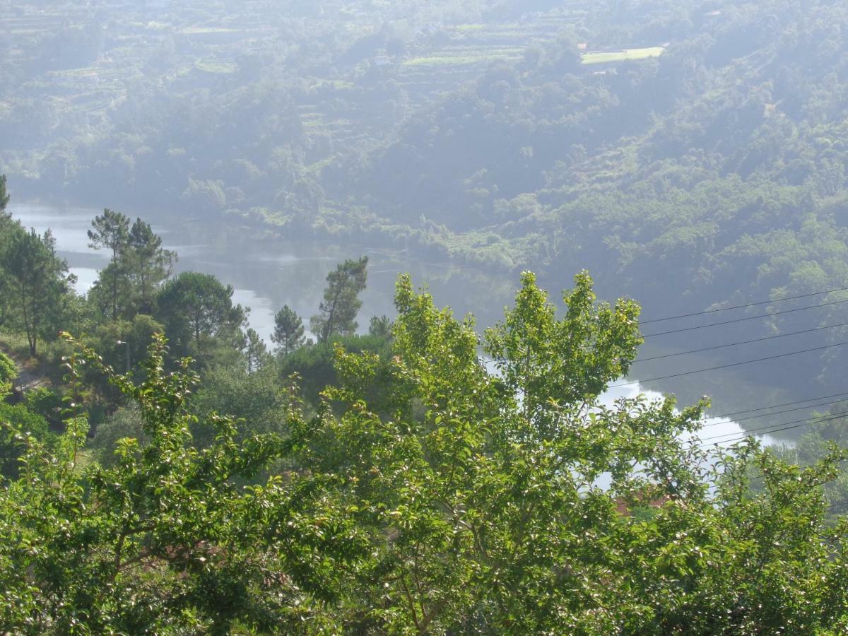 Affittacamere Bernardes House Castelo de Paiva Esterno foto